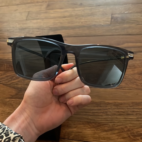 Mens prada sunglasses - Picture 4 of 5
